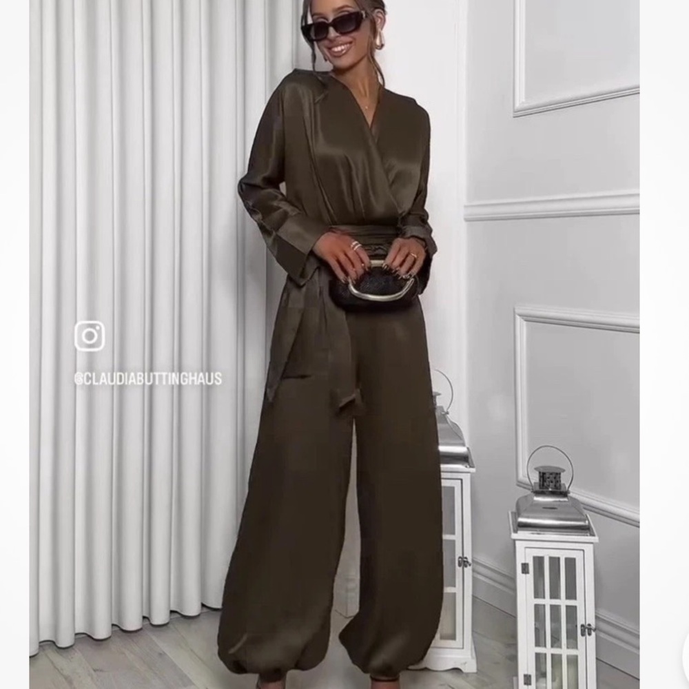 Zara NWT satin effect bloomer jumpsuit ZW Collection 9018/680 - Picture 3 of 13
